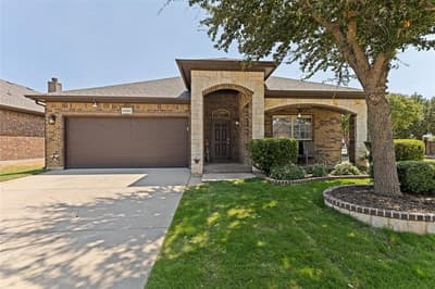 8200 Misty Water Drive, Fort Worth TX 76131