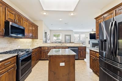 8200 Misty Water Drive, Fort Worth TX 76131 - Photo 5