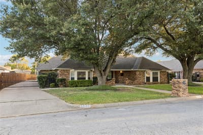 6640 Pleasant Ridge Drive, North Richland Hills TX 76180 - Photo 4