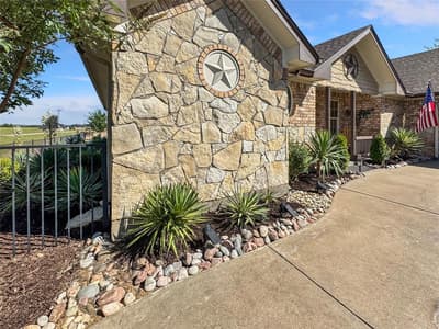 7205 Muirfield Drive, Cleburne TX 76033 - Photo 3