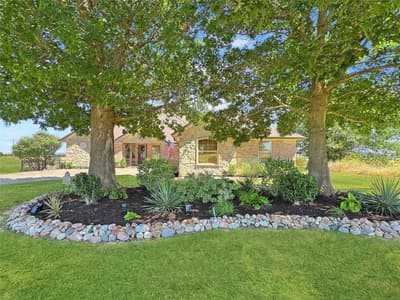 7205 Muirfield Drive, Cleburne TX 76033