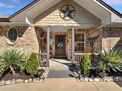 7205 Muirfield Drive, Cleburne TX 76033 - Photo 4