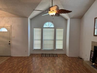 606 Squaw Creek Court, Arlington TX 76018 - Photo 3