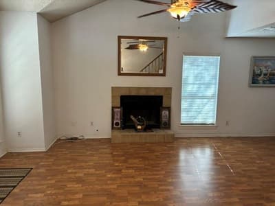 606 Squaw Creek Court, Arlington TX 76018 - Photo 4