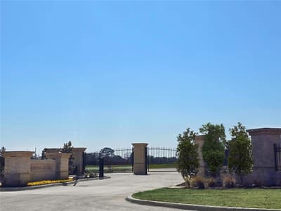 3004 Sandy Springs Drive, Arlington TX 76017 - Photo 3