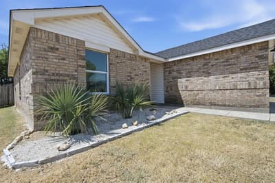 300 Deer Run Drive, Sanger TX 76266 - Photo 3