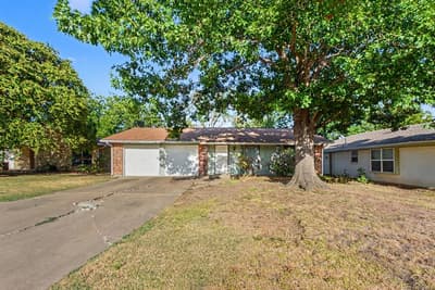 3432 Whippoorwill Lane, Irving TX 75062 - Photo 3