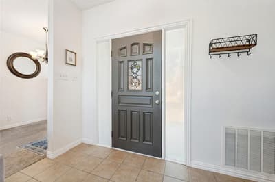 221 Cimarron Trail # 2, Irving TX 75063 - Photo 3
