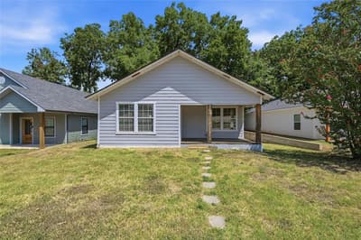 215 W Walker Street, Denison TX 75020