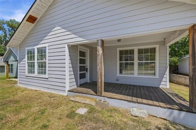 215 W Walker Street, Denison TX 75020 - Photo 4