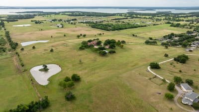 701 W Walcott Street, Pilot Point TX 76258 - Photo 4