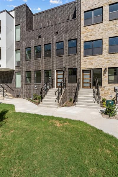 2737 Azalea Park Circle, Fort Worth TX 76107 - Photo 2