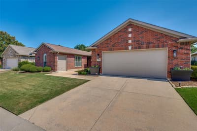 8901 Crestview Drive, Denton TX 76207