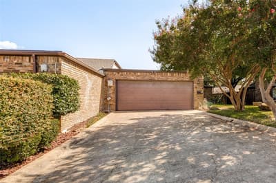 2729 Fairway Park Street, Grand Prairie TX 75050 - Photo 2