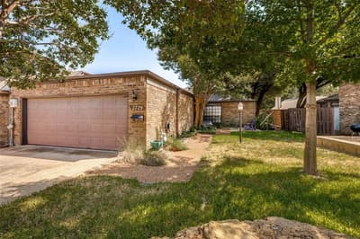 2729 Fairway Park Street, Grand Prairie TX 75050