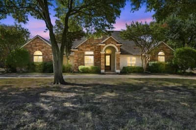 1212 N Creek Circle, Waxahachie TX 75165