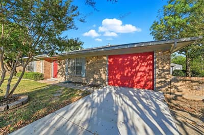 1423 Main Street, Kaufman TX 75142 - Photo 2