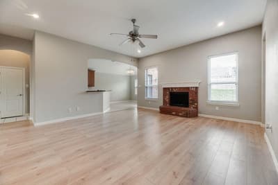 1517 White Willow Lane, Arlington TX 76002 - Photo 5