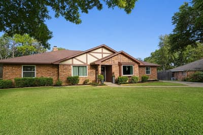 2200 Midhurst Drive, Arlington TX 76013 - Photo 2