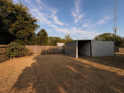 702 Main Street, Windom TX 75492 - Photo 5