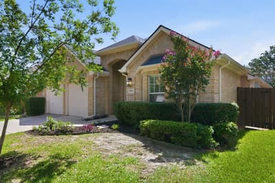 9125 Chardin Park Drive, Fort Worth TX 76244 - Photo 3