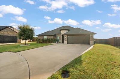103 Nolan River Run, Godley TX 76044 - Photo 4