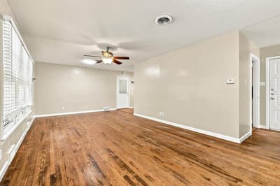 204 University Drive, Arlington TX 76013 - Photo 4