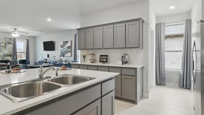 400 SUNDAY SILENCE Way, Granbury TX 76049 - Photo 4