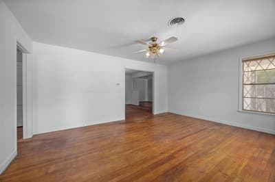 4406 Wayne Court S, Haltom City TX 76117 - Photo 2