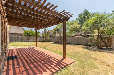 1900 Creek Crossing Drive, Fort Worth TX 76247 - Photo 3