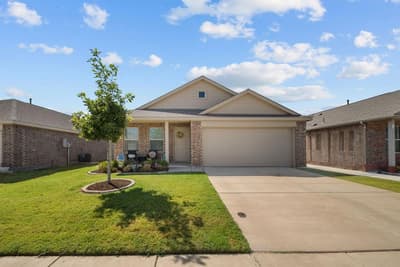 1048 Crestview Drive, Hutchins TX 75141