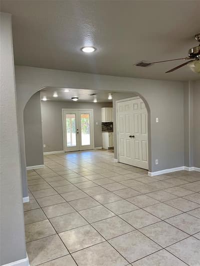 6912 Heritage Lane, Fort Worth TX 76134 - Photo 2