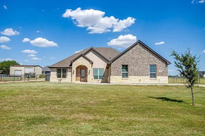 8032 County Road 1006, Godley TX 76044 - Photo 2