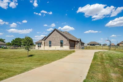 8032 County Road 1006, Godley TX 76044 - Photo 4