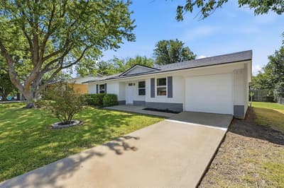 402 Kansas Street, Sherman TX 75090 - Photo 4