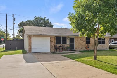 4701 Henry Street, Greenville TX 75401 - Photo 3