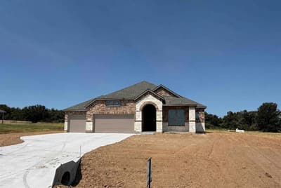305 Skeen Peak, Springtown TX 76082