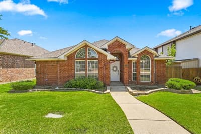 1432 Saint Gallen Lane, Lewisville TX 75067 - Photo 3