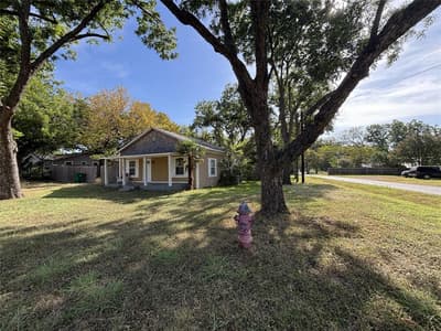 107 College Street, Joshua TX 76058 - Photo 2