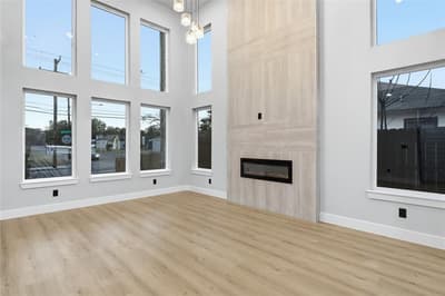 4234 Jamaica Street, Dallas TX 75210 - Photo 2