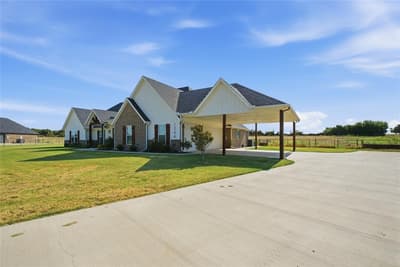 1044 Monarch Court, Poolville TX 76487 - Photo 3