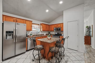 334 Dalhart Drive, Weatherford TX 76086 - Photo 5