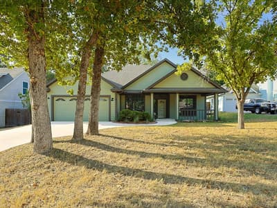141 Parkwood Court, Azle TX 76020