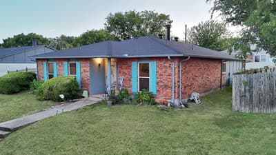 241 S Young Boulevard, DeSoto TX 75115 - Photo 2