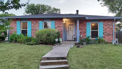 241 S Young Boulevard, DeSoto TX 75115