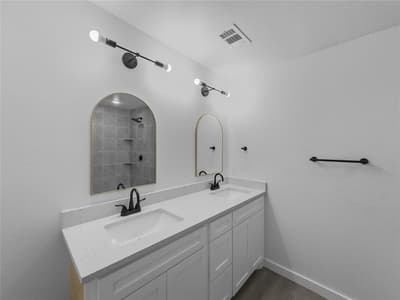 1411 Swiss Street, Arlington TX 76010 - Photo 2