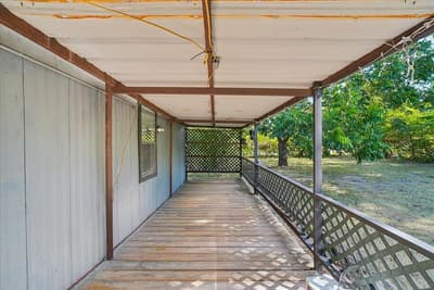 304 W 2nd Street, Dodd City TX 75438 - Photo 5