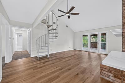 4610 Bellefontaine Court, Arlington TX 76017 - Photo 5