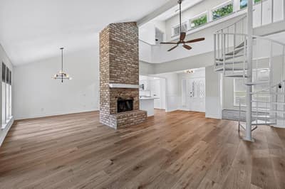4610 Bellefontaine Court, Arlington TX 76017 - Photo 4