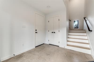1505 N Garrett Avenue # 105, Dallas TX 75206 - Photo 2
